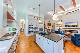 18051 Lagos Way, Naples, FL 34110 - Photo 9