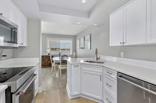 1302 Chesapeake Ave, Naples, FL 34102 - Photo 7