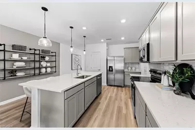 27906 Radient Ct, Bonita Springs, FL 34135 - Photo 5