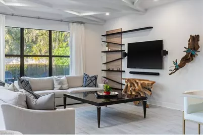 13884 Luna Dr, Naples, FL 34109 - Photo 11