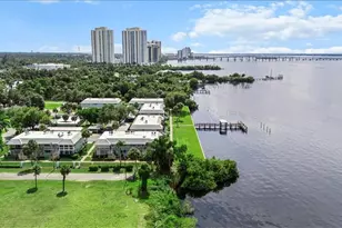 3225 E Riverside Dr, Fort Myers, FL 33916 - Photo 21