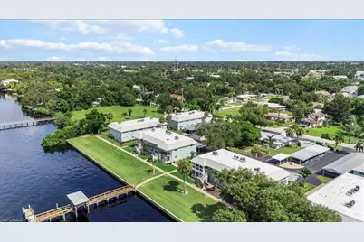 3225 E Riverside Dr #17A, Fort Myers, FL 33916 - Photo 25