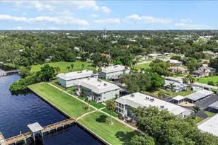 3225 E Riverside Dr, Fort Myers, FL 33916 - Photo 25