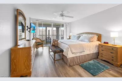 21 Bluebill Ave #B905, Naples, FL 34108 - Photo 27