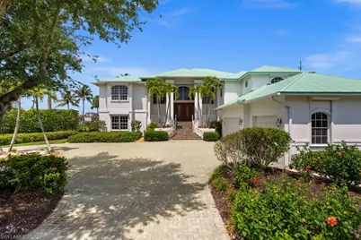 371 Bayside Ave, Naples, FL 34108 - Photo 37