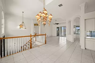 371 Bayside Ave, Naples, FL 34108 - Photo 21