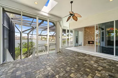 371 Bayside Ave, Naples, FL 34108 - Photo 11