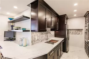 4001 Gulf Shore Blvd N, Naples, FL 34103 - Photo 13