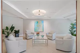 5601 Turtle Bay Dr, Naples, FL 34108 - Photo 23