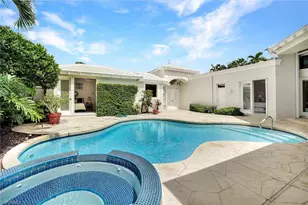 7964 Grand Bay Dr, Naples, FL 34108 - Photo 31