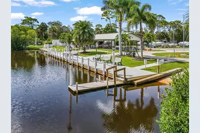 161 W Hampton Dr, Fort Myers, FL 33908 - Photo 37