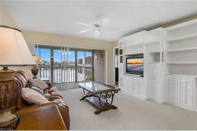 10682 Gulf Shore Dr #C102, Naples, FL 34108 - Photo 17