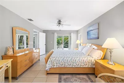 690 Amber Dr, Marco Island, FL 34145 - Photo 11