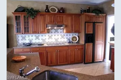 2312 Island Cove Cir, Naples, FL 34109 - Photo 7