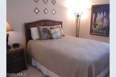 2312 Island Cove Cir, Naples, FL 34109 - Photo 11