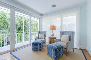 877 7th St S, Naples, FL 34102 - Photo 11