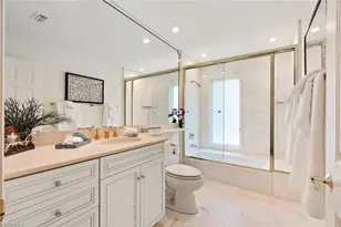 2700 Treasure Ln, Naples, FL 34102 - Photo 27