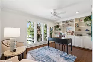 2700 Treasure Ln, Naples, FL 34102 - Photo 33