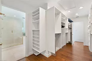 2700 Treasure Ln, Naples, FL 34102 - Photo 35