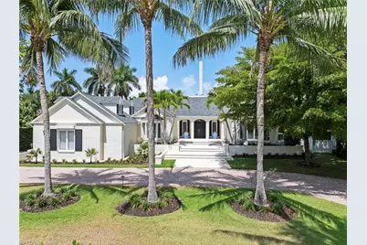 2700 Treasure Ln, Naples, FL 34102 - Photo 1