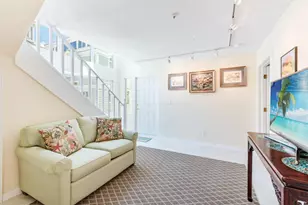 640 2nd St S, Naples, FL 34102 - Photo 3