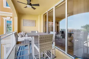 450 Bayfront Pl, Naples, FL 34102 - Photo 23