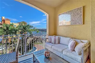 450 Bayfront Pl, Naples, FL 34102 - Photo 21