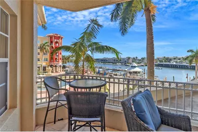 450 Bayfront Pl #4206, Naples, FL 34102 - Photo 17