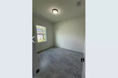 1042 N Bronze Ct, Labelle, FL 33935 - Photo 7