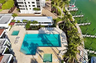 2400 Gulf Shore Blvd N, Naples, FL 34103 - Photo 21