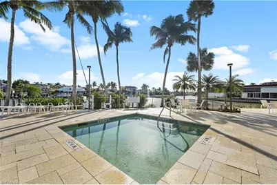 2400 Gulf Shore Blvd N #804, Naples, FL 34103 - Photo 23