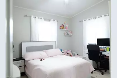 18040 NW 2nd Ct, Miami Gardens, FL 33971 - Photo 11