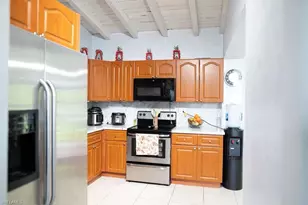 18040 NW 2nd Ct, Miami Gardens, FL 33971 - Photo 5