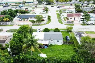 18040 NW 2nd Ct, Miami Gardens, FL 33971 - Photo 31