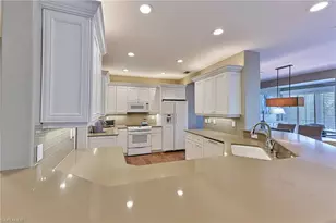 117 Barefoot Cir, Bonita Springs, FL 34134 - Photo 15