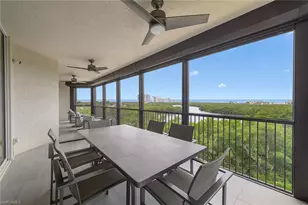 8960 Bay Colony Dr, Naples, FL 34108 - Photo 21