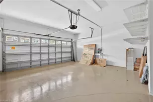 3962 Bishopwood Ct W, Naples, FL 34114 - Photo 29