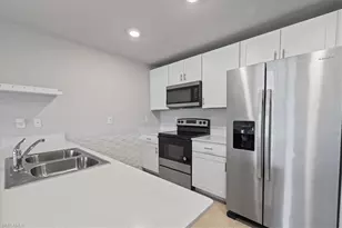 8015 Mangrove Cir, Labelle, FL 33935 - Photo 13