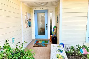 410 Cristobal St, Naples, FL 34113 - Photo 3