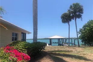 410 Cristobal St, Naples, FL 34113 - Photo 9