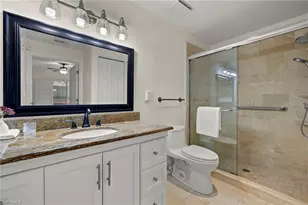 100 Glenview Pl, Naples, FL 34108 - Photo 21