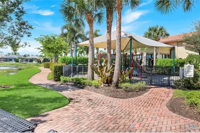 9445 Glenforest Dr, Naples, FL 34120 - Photo 39