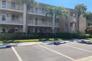 7340 Glenmoor Ln, Naples, FL 34104 - Photo 1