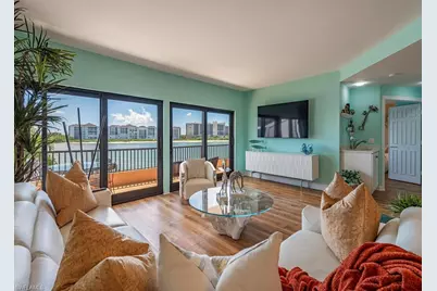 421 La Peninsula Blvd #421, Naples, FL 34113 - Photo 3