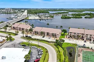 896 Buttonwood Dr, Fort Myers Beach, FL 33931 - Photo 5