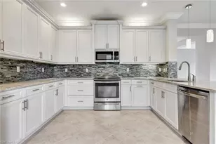 3430 Tigris Ln, Naples, FL 34119 - Photo 9