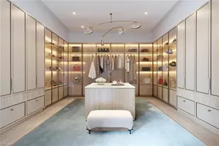 1121 Gulf Shore Blvd N, Naples, FL 34102 - Photo 9