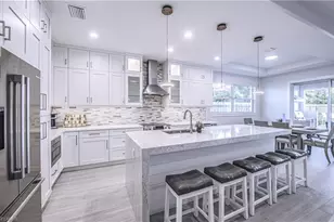 662 105th Ave N, Naples, FL 34108 - Photo 9