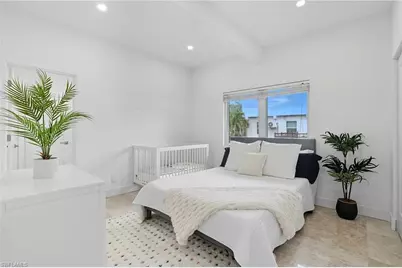 5122 Starfish Ave, Naples, FL 34103 - Photo 19