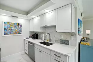 896 Buttonwood Dr, Fort Myers Beach, FL 33931 - Photo 5